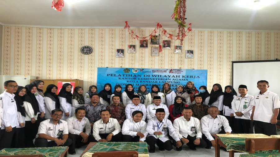 Sejumlah Guru MAN 1 Bandar Lampung Ikuti PDWK di MIN 6 Kota Bandar Lampung