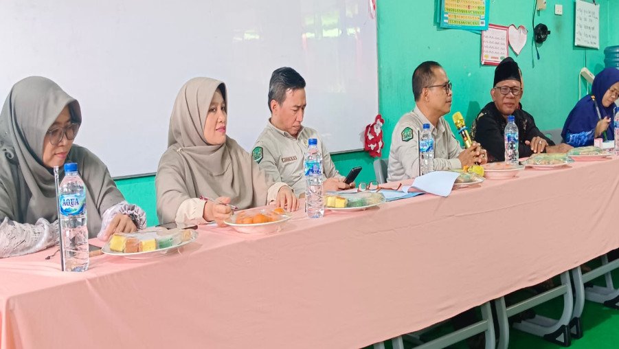 Kepala MAN 1 Bandarlampung dan Tim Asrama Kunjungi MTsN 1 Pringsewu untuk Berikan Apresiasi