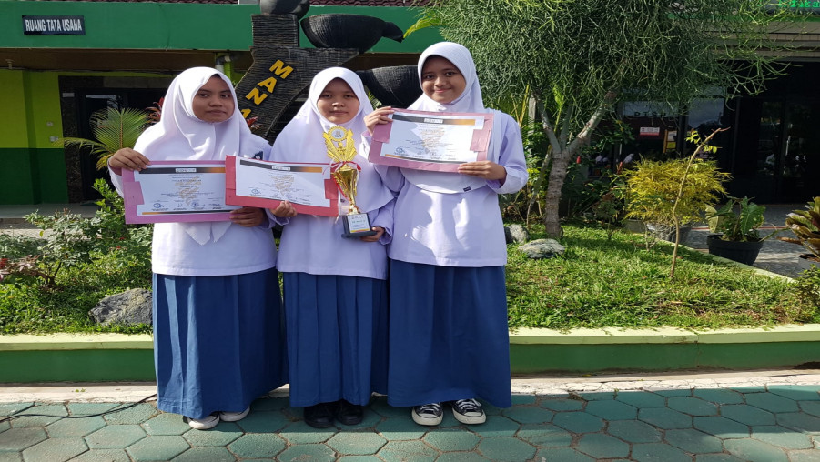 Peserta Didik MAN 1 Bandar Lampung Juara Lomba Video Pembelajaran Fisika di UIN Sunan Kalijaga Yogyakarta Tahun 2022