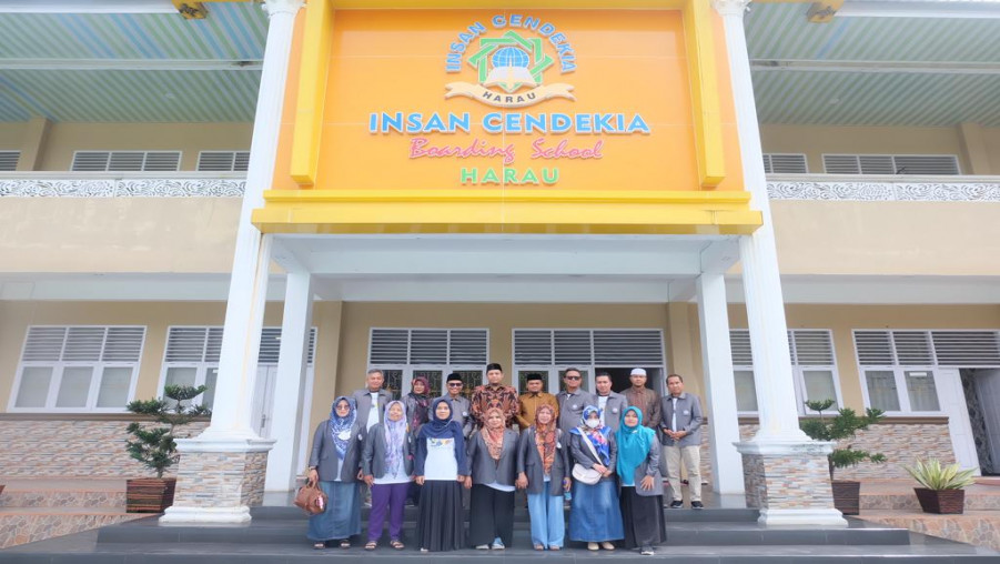 Studi Banding MAN 1 Bandar Lampung ke ICBS  Payakumbuh Sumbar