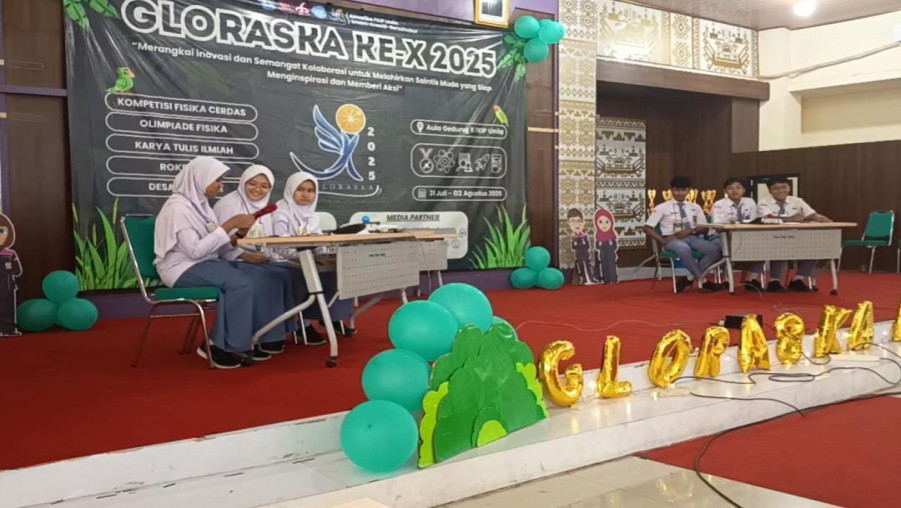 Siswa MAN 1 Bandar Lampung Raih Juara 1 Kompetisi Fisika Cerdas GLORASKA UNILA 2025