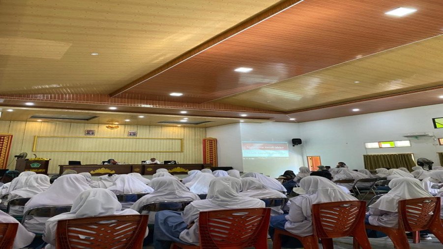 MAN 1 Bandar Lampung Gelar Sosialisasi Bimtek KTI untuk Anggota KIR