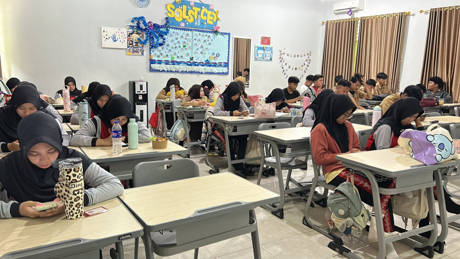 Latih Kesiapan Siswa, MAN 1 Bandar Lampung Gelar Try Out TKA Terintegrasi ANBK Bersama Bimbel Genza