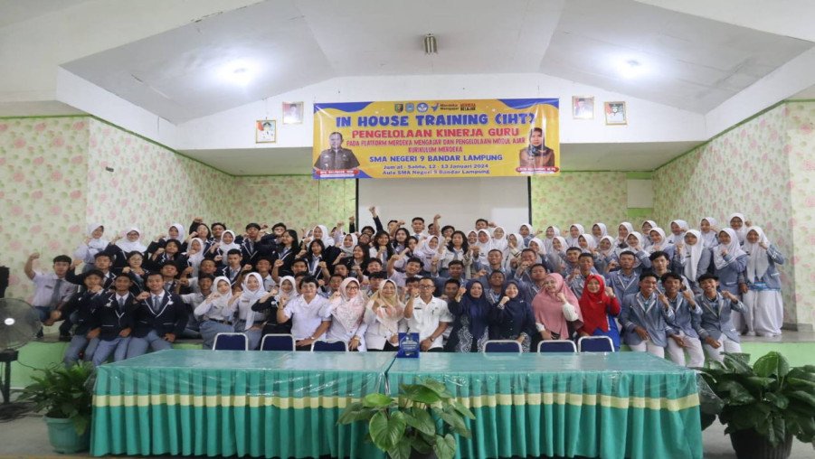 FOTO (From Osis To Osis) Kolaborasi Antara Osis SMAN 9 dan MAN 1 Bandar Lampung