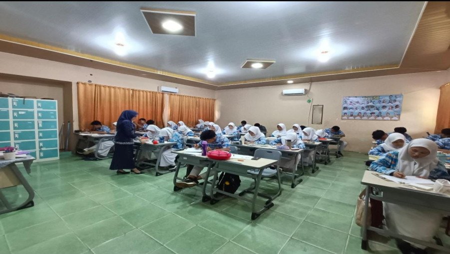 Ujian Praktik Awali Serangkaian Asesmen Madrasah Kelas XII MAN 1 Bandarlampung
