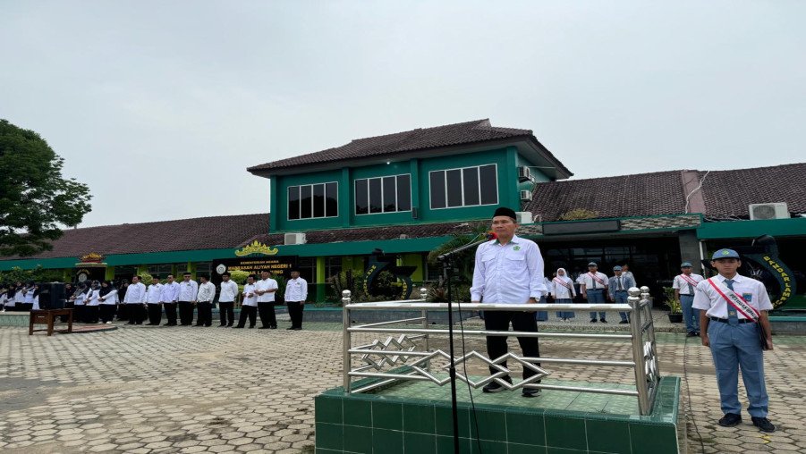 Giat Upacara Pekan Ketiga MAN 1 Bandarlampung