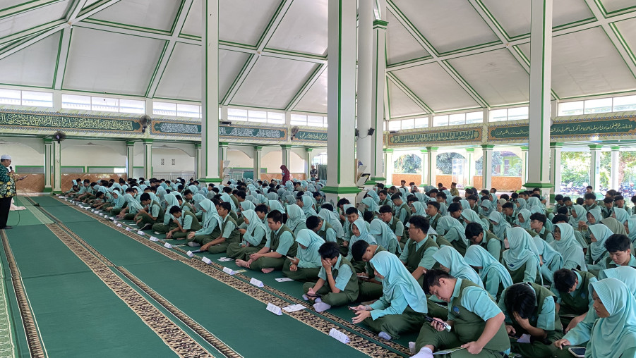 Ramadhan Ceria Hari Pertama, MAN 1 Bandar Lampung Tanamkan Etika di Masjid dan Pembiasaan Dzikir