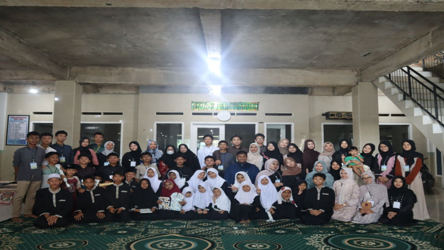 OSIS dan MPK MAN 1 Bandar Lampung Salurkan Bantuan Sosial Ramadan Melalui Program EMPATHY