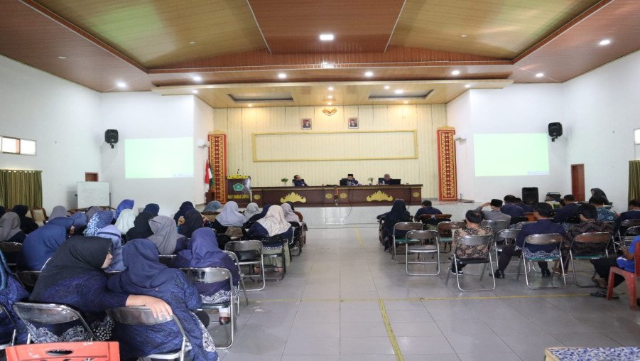 Rapat Koordinasi Pembagian Tugas MAN 1 Bandar Lampung Tahun Pelajaran 2023/2024