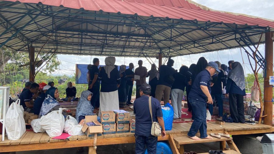 Keseruan Family Gathering Staff MAN 1 Bandar Lampung
