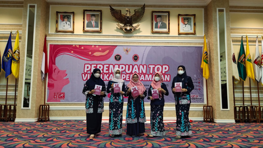 MAN 1 Bandar Lampung Ikuti Kegiatan Perempuan TOP Viralkan Perdamaian