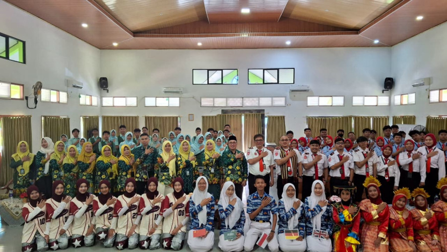 MAN 1 Bandar Lampung Terima Kunjungan Edukasi MAK Unggulan Informatika Jakarta