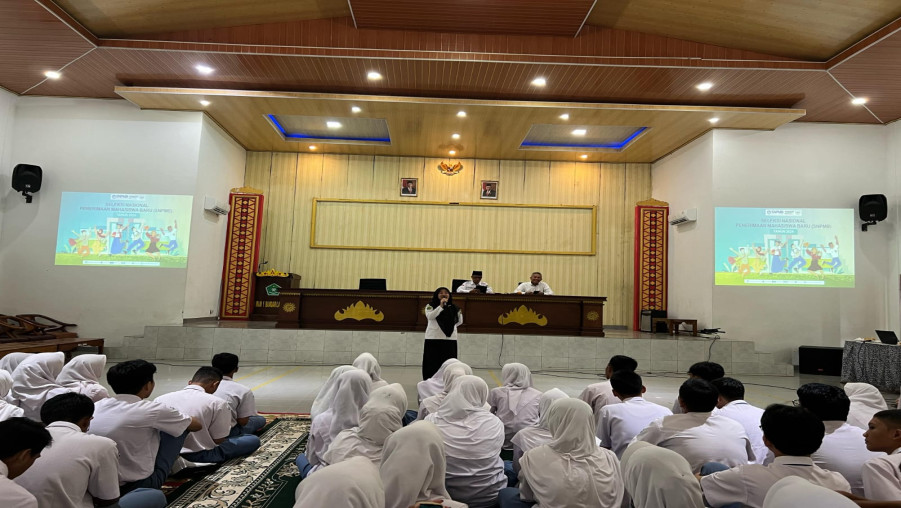 Siswa Kelas XII MAN 1 Bandarlampung Ikuti Sosialiasi Sistem Seleksi Masuk Perguruan Tinggi Negeri Tahun 2024