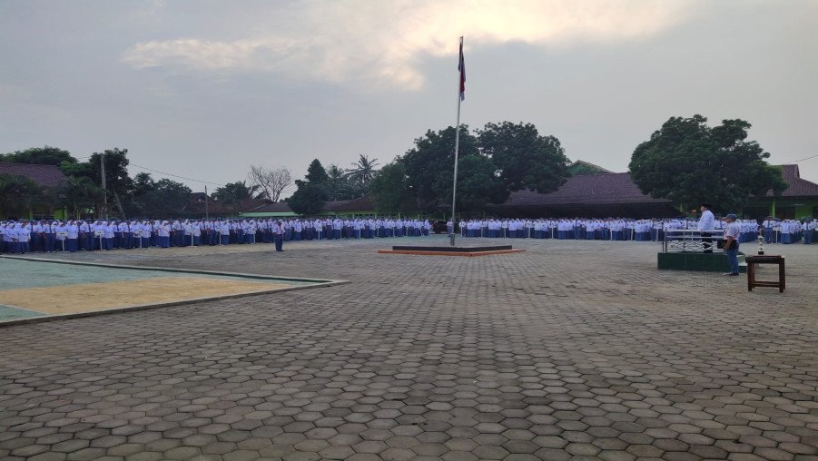 MAN 1 Bandarlampung Gelar Upacara Bendera Pertama di Bulan Juli