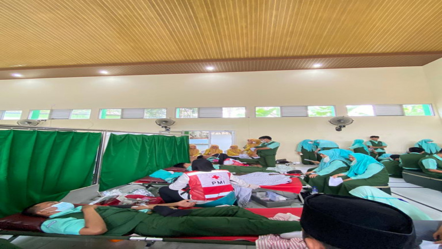 Peduli Sesama,MAN 1 Bandar Lampung Ikuti Donor Darah
