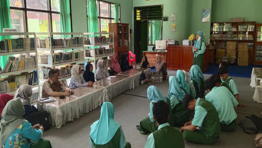 Rapat Persiapan Peringatan Bulan Bahasa MAN 1 Bandarlampung
