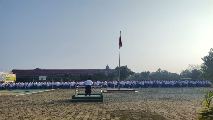 Upacara Pembukaan PAT  MAN 1 Bandar Lampung Tahun Pelajaran 2022/2023