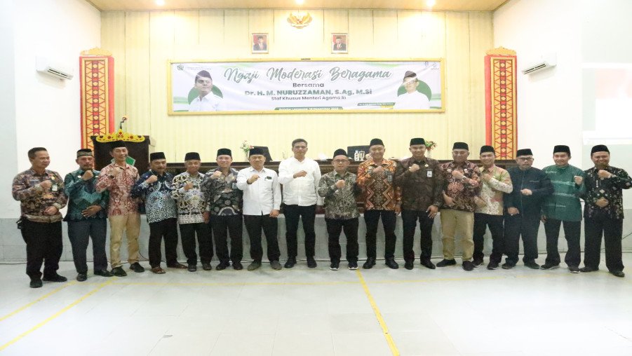Perkuat Moderasi Beragama, Kepala MAN 1 Bandarlampung Ikuti Ngaji Bersama