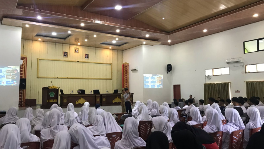 Sosialisasi SIPENCATAR Mahasiswa Politeknik Penerbangan Indonesia Curug