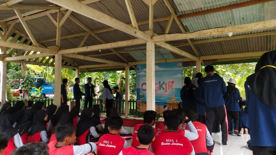 Outbound dan Reorganisasi Ekstrakurikuler KIR MAN 1 Bandar Lampung