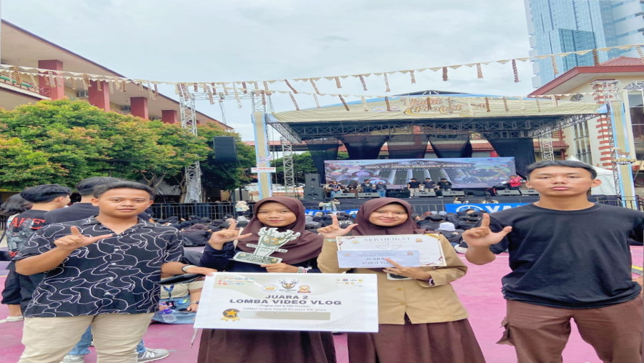 Tim Jurnalistik MAN 1 Bandarlampung Raih Juara Ngevlog