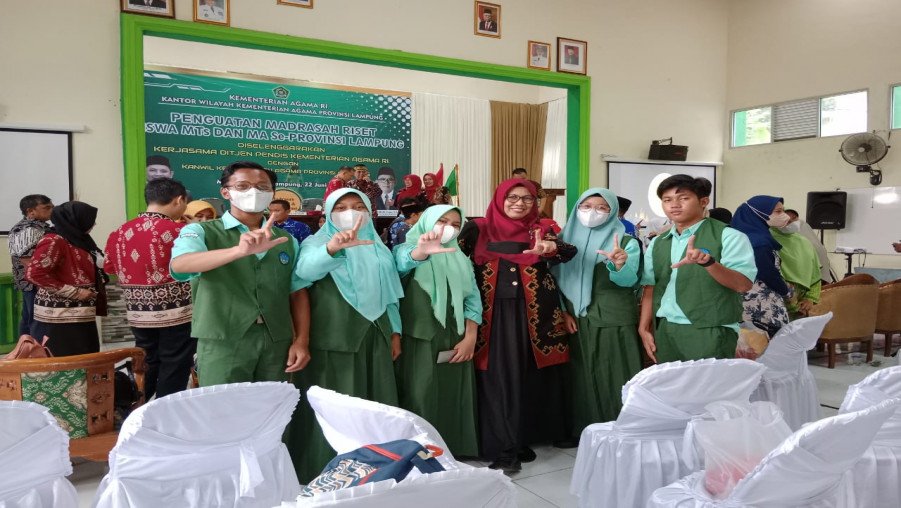 Jelang MYRES 2022, Pembimbing dan Siswa MAN 1 Bandar Lampung Ikuti Penguatan