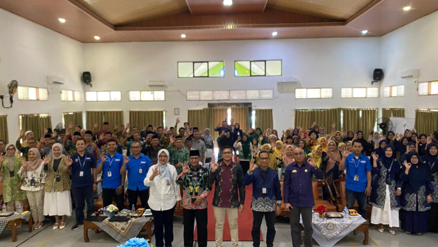 Pegawai MAN 1 Bandar Lampung Hadiri Sosialisasi Kewirausahaan dan Persiapan Pensiun Bersama BSI dan Taspen