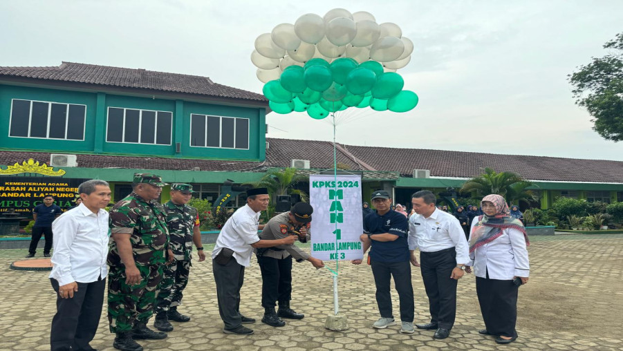Siswi MAN 1 Bandarlampung Ikuti Penguatan Pendidikan Karakter