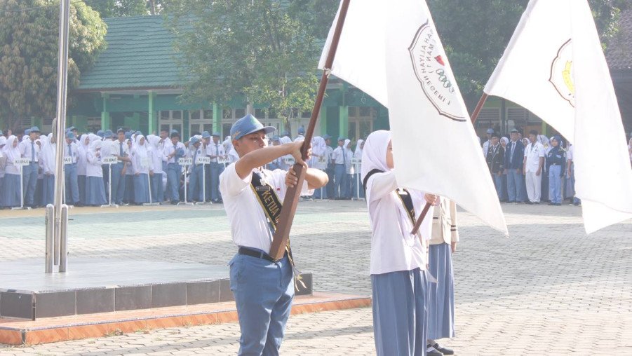Apel Pelantikan Pengurus OSIS & MPK MAN 1 Bandarlampung serta Ekstrakulikuler dan Kokurikuler Periode 2023/2024