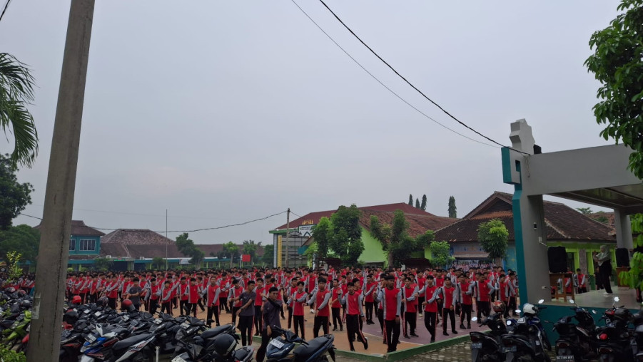 Sabtu Ceria, MAN 1 Bandar Lampung Gelar Aktivitas Fisik  Guna Jaga Kebugaran
