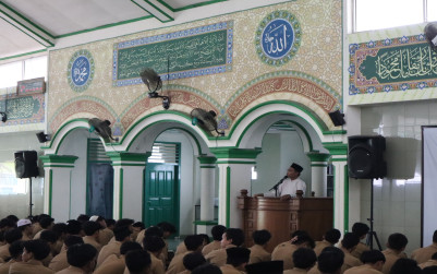 Suasana Khidmat Warnai Hari Ketiga Kegiatan Ramadhan Ceria MAN 1 Bandar Lampung